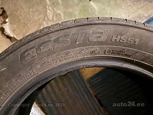 Suverehvid 215/55R18 Kumho ECSTA HS51 (3 foto / 6)