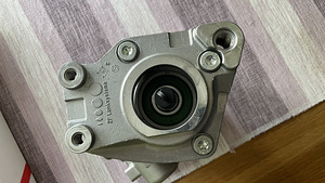 Audi S4 B7 roolivõimupump (3 foto / 4)