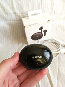 Uued Huawei FreeBuds 4i juhtmevabad kõrvaklapid. (3 foto / 9)