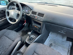 MÜÜA VOLKSWAGEN BORA (7 foto / 11)