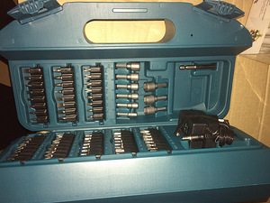 Makita k (2 foto / 2)