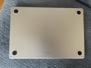 MacBook Air (15-tolline, M2, 2023) (8 foto / 8)