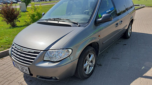 Chrysler Grand Voyager (2 foto / 10)