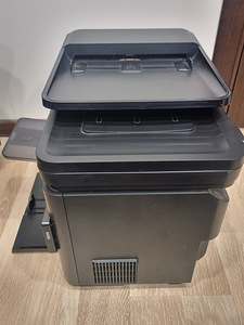 HP LaserJet Pro MFP M225dn (5 foto / 5)