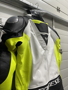 Dainese Mistel 2.pcs kombe (3 foto / 4)