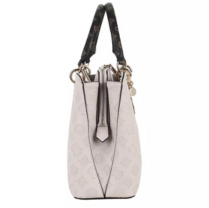Guess Carlson Girlfriend Satchel käekott (7 foto / 7)