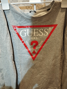 Стильная кофта Guess (3 фото из 5)