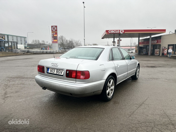 Audi a8 (фото #3)