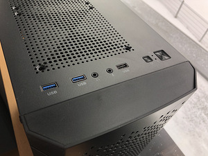 Mänguriarvuti: i5 / R9 280 (5 foto / 5)
