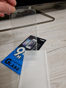Samsung s8+ kaitseklaas ja kaan (2 foto / 5)