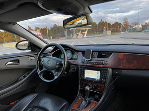 Mercedes CLS 350 (13 foto / 13)