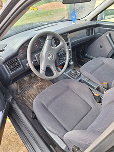 M: Audi 80 B4 2.0 66kw (9 foto / 13)
