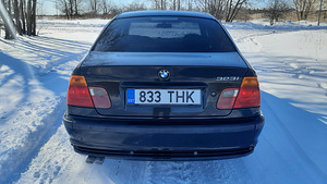 БМВ 323I (6 фото из 9)