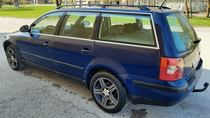 Volkswagen Passat (3 foto / 10)