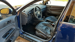 Volkswagen Passat (10 foto / 10)