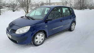 Renault Scenic (8 фото из 8)