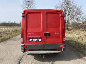 IVECO DAILY (6 фото из 7)