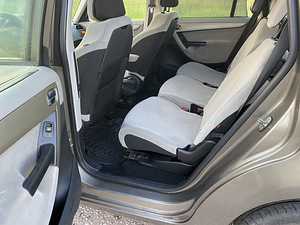 CITROËN C4 PICASSO (8 foto / 10)
