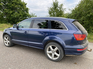 Audi Q7 3.0tdi 171kw (2 foto / 10)