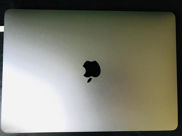 MacBook Pro (13-inch, 2017) (foto #1)