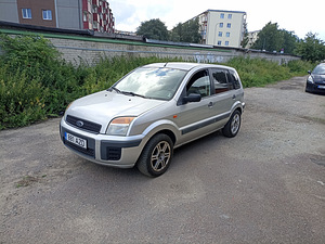 Ford fusion (5 foto / 5)