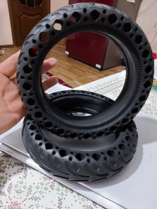 Xiaomi m365\pro läbimatud rehvid (1 foto / 3)