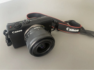Canon M100+ 15-45mm+ charger (1 foto / 4)