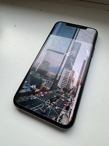 iPhone 11 Pro 256GB Space Gray (1 foto / 4)