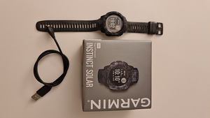 Carmin Instinct Solar Craphite Camo (1 foto / 3)
