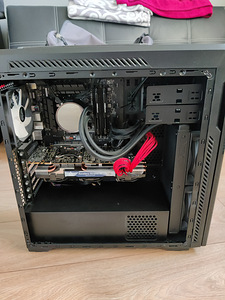 1080 Ti i7-7700k Mänguri arvuti (1 foto / 3)