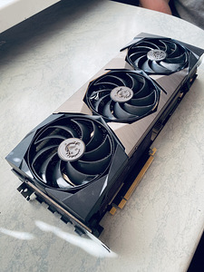 Geforce RTX 3090 SUPRIM X 24G (1 foto / 3)