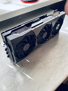 Geforce RTX 3090 SUPRIM X 24G (2 foto / 3)