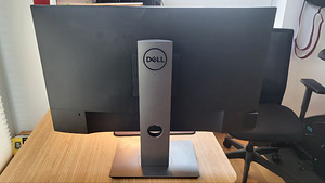 Монитор DELL 27" P2719H (2 фото из 2)