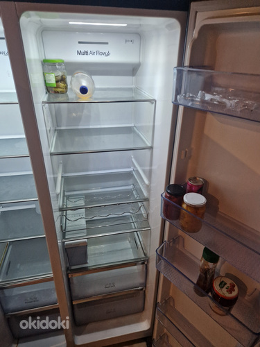 Холодильник SBS hisense (фото #3)