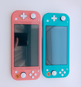 Nintendo Switch Lite Animal Crossing Edition GARANTII - 2026 (2 foto / 4)