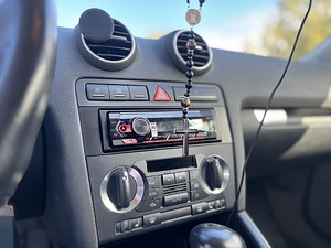 Audi A3 2.0 103KW (14 foto / 15)