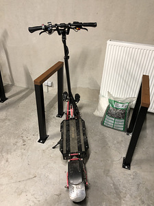 80 km/h Scooter Janobike T85 (4 foto / 6)