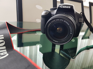 Зеркальная камера Canon EOS 1100 D