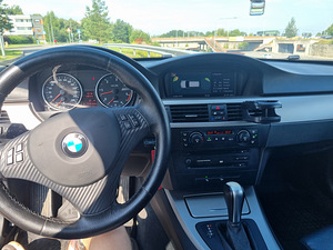 BMW 330XD 2005 (8 фото из 8)