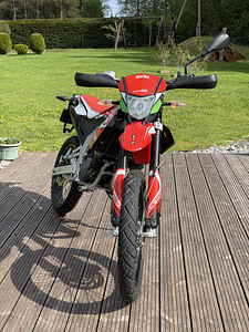 Uueväärne mopeed Aprilia RX 50 Factory 2020 - GARANTII (2 foto / 10)