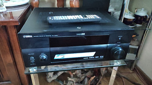 Yamaha RX-V1600 (1 foto / 2)