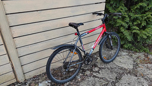 Велосипед TREK 820 (3 фото из 5)