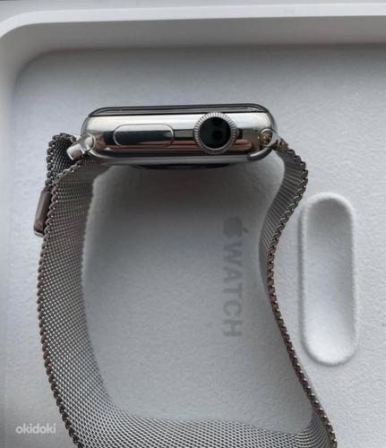 Apple Watch Series 2 - Нержавеющая сталь 38 мм, миланская петля (фото #2)