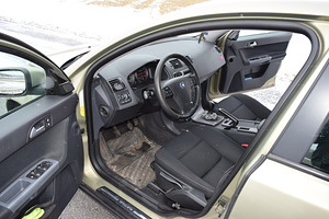 Volvo S40 фейслифтинг (6 фото из 11)
