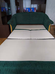 Lahtikäiv diivan ja kaks tugitooli (2 foto / 3)