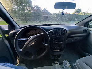 Chrysler Grand Voyager (4 foto / 5)