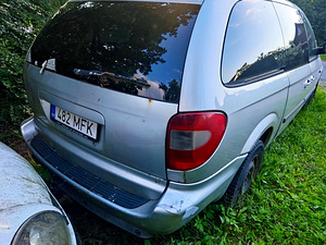 Chrysler Grand Voyager (5 foto / 5)