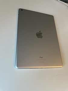 iPad 10,2 (7 Gen, 2019) 32Gb Wi-Fi (4 foto / 4)