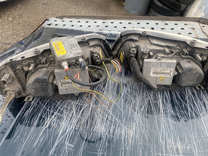VW Sharan xenon esituled (2 foto / 2)