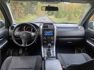 Suzuki Grand Vitara 1.9 DDIS 95kw (6 foto / 6)